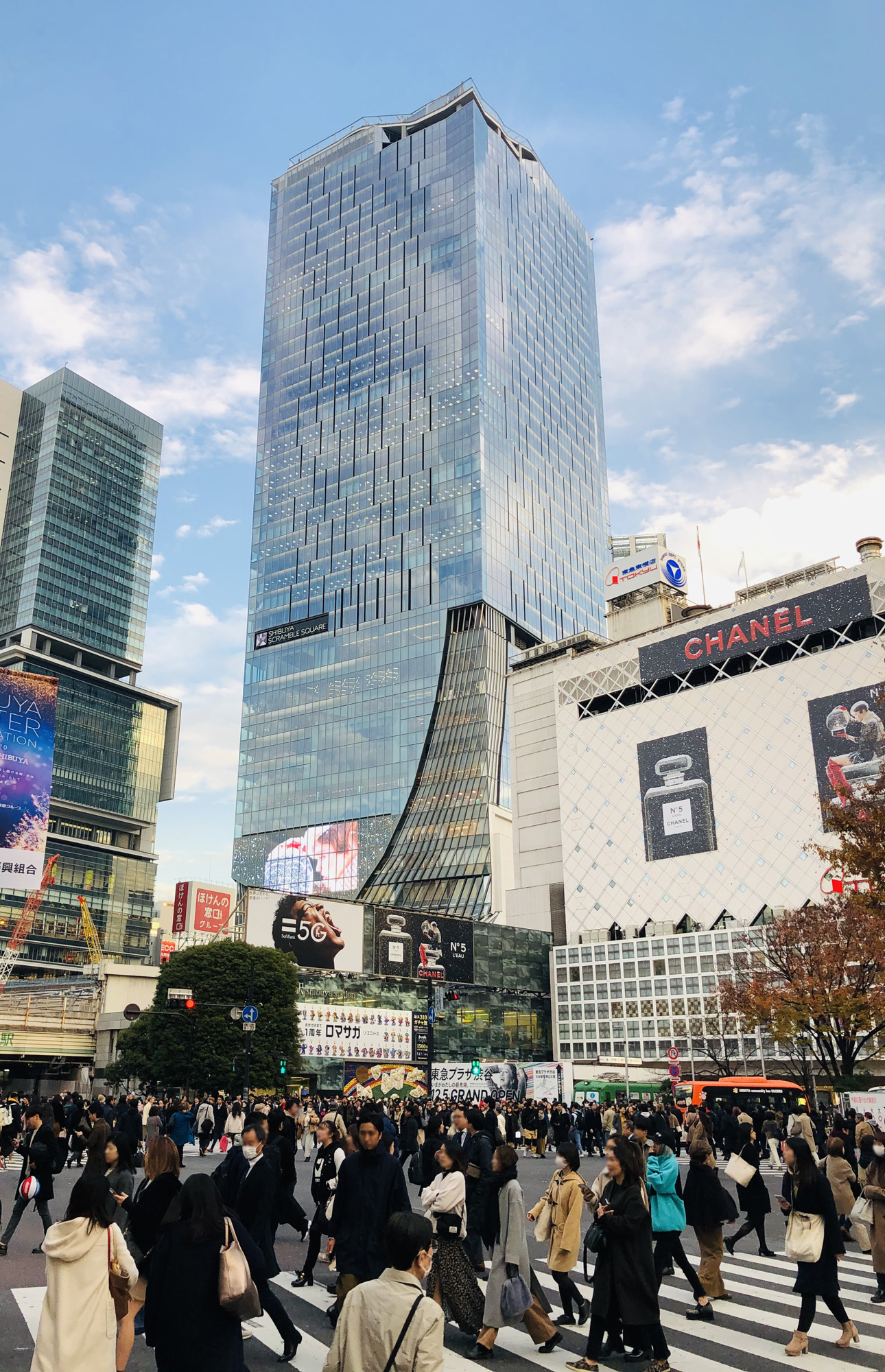 Shibuya Scramble Crossing